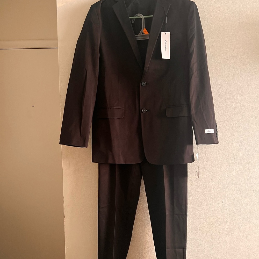 Calvin Klein Boys' 2-Piece Formal Suit Set